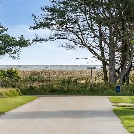 Adina - From The Sea By Interhome 펜션